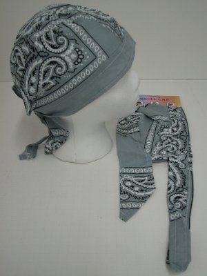 SKULL Cap-Gray Paisley